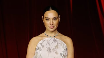 An emergency surgery was performed on Gal Gadot, who was diagnosed with a brain blood clot while eight months pregnant.