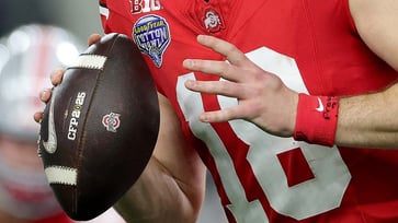 Social media expresses worry over Ohio State quarterback Will Howard's unconventional hand injury.