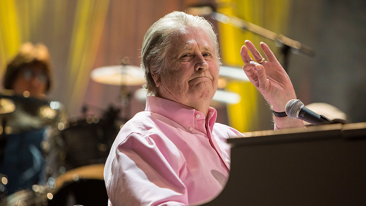 Following a dementia diagnosis, Brian Wilson's family seeks legal guardianship.