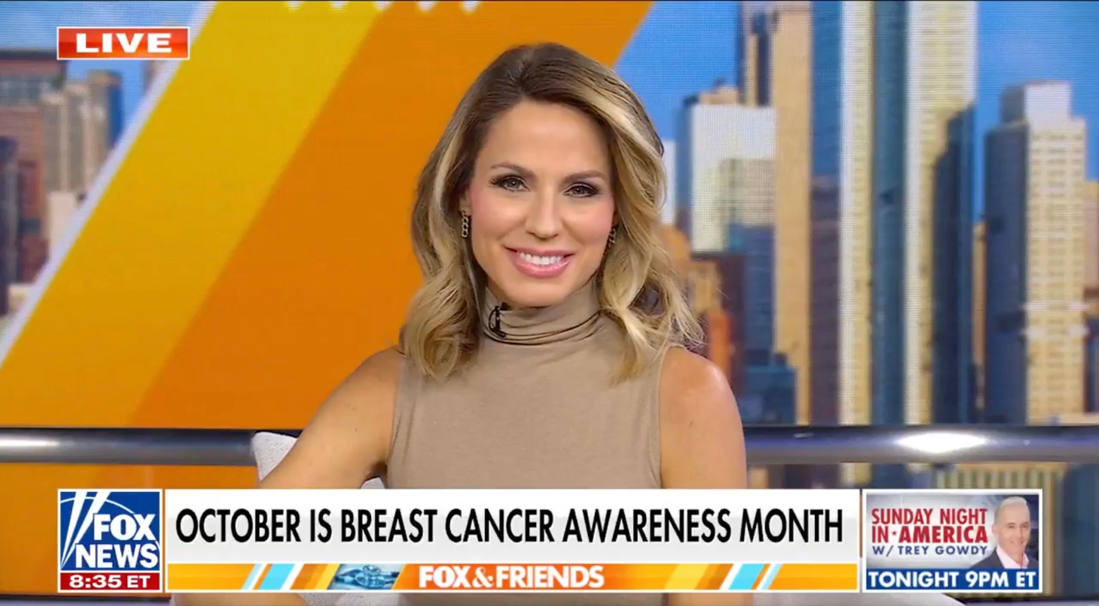 'Eating these 5 foods and following these healthy habits can help reduce the risk of breast cancer, as a radiologist.'