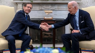 Biden criticized for making fun of reporter who questioned him about Hamas hostage deal: "SHAMEFUL"