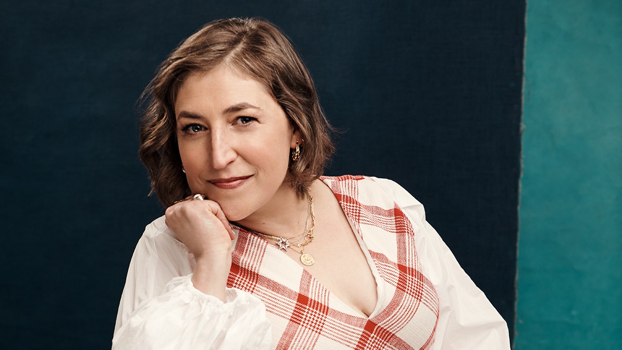 Mayim Bialik embarks on a journey to discover the secrets of shamans and healers in pursuit of a long, healthy life.