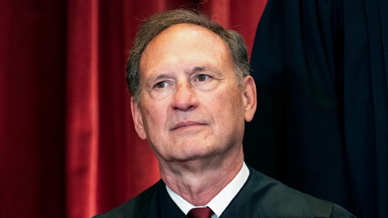 Report: Justice Alito Refuses to Step Down from Supreme Court Despite Pressure