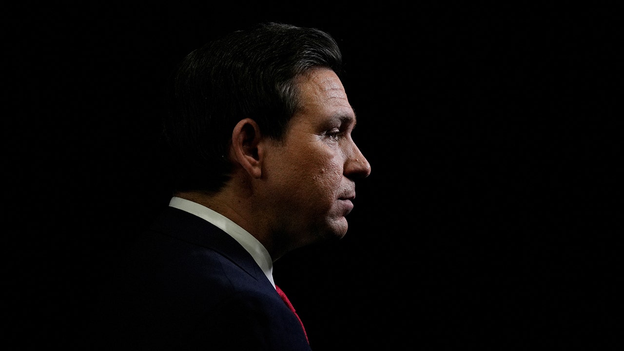 Gov. Ron DeSantis criticizes media for politicizing the Trump response during the fire: "Stay focused on the crisis"