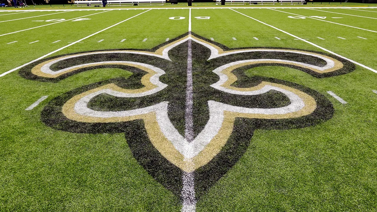 The Saints' moment of silence during their first game after the deadly terror attack is captured by Fox Sports.