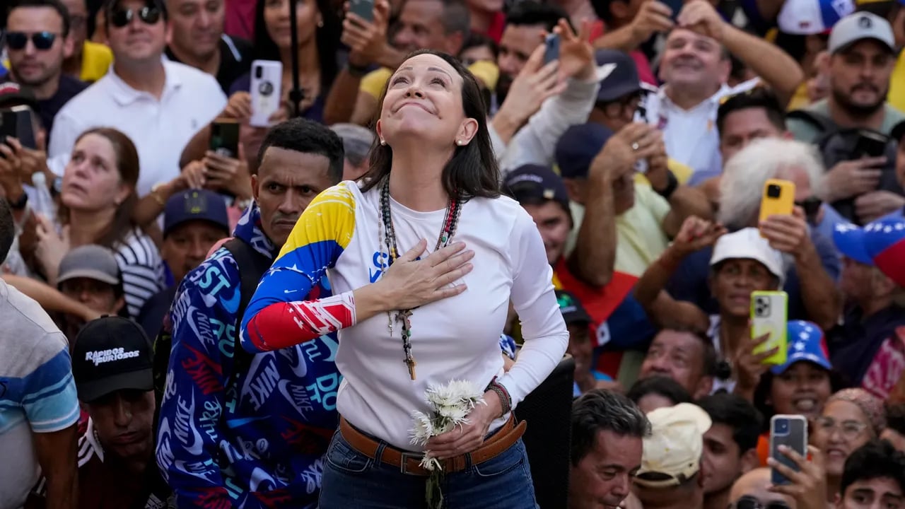 The fate of Venezuelan opposition leader's arrest is uncertain amid ongoing protests against Maduro's inauguration.