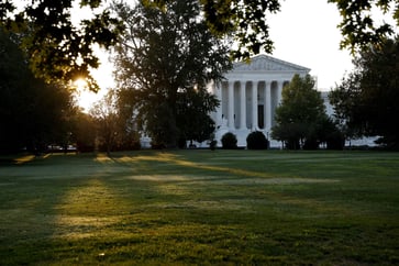 The Supreme Court temporarily suspends a lower court decision requiring the reinstatement of 1,600 voters in Virginia's voter registry.